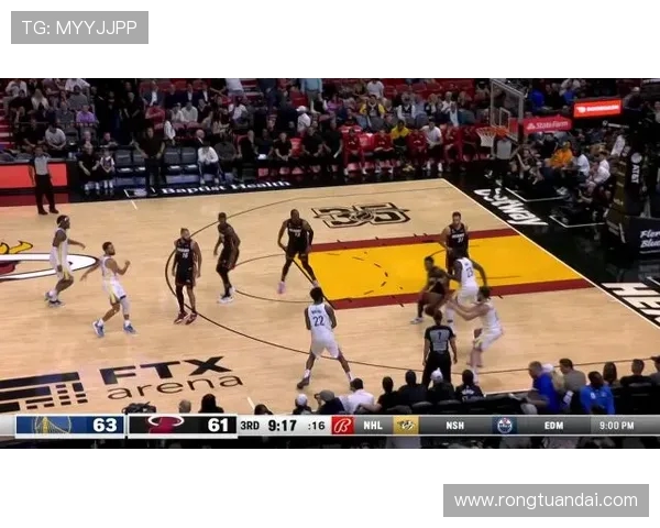 勇士与热火激战正酣精彩瞬间回顾与分析尽在QQ国语直播中