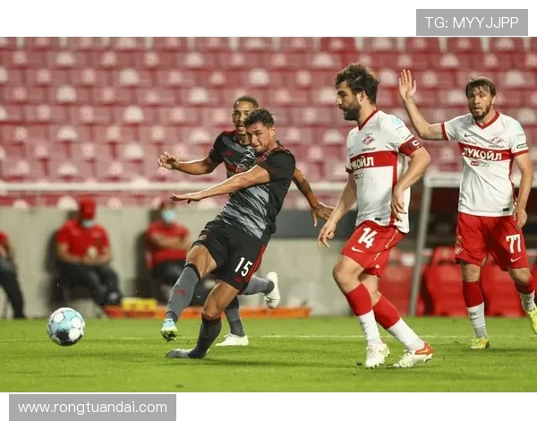 埃斯托里与本菲卡的精彩对决比分揭晓，赛季走势分析与回顾